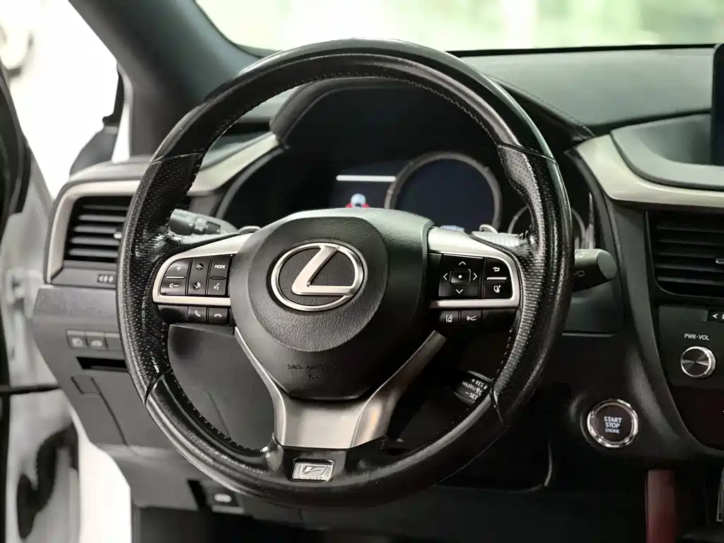 Lexus RX — миниатюра 12