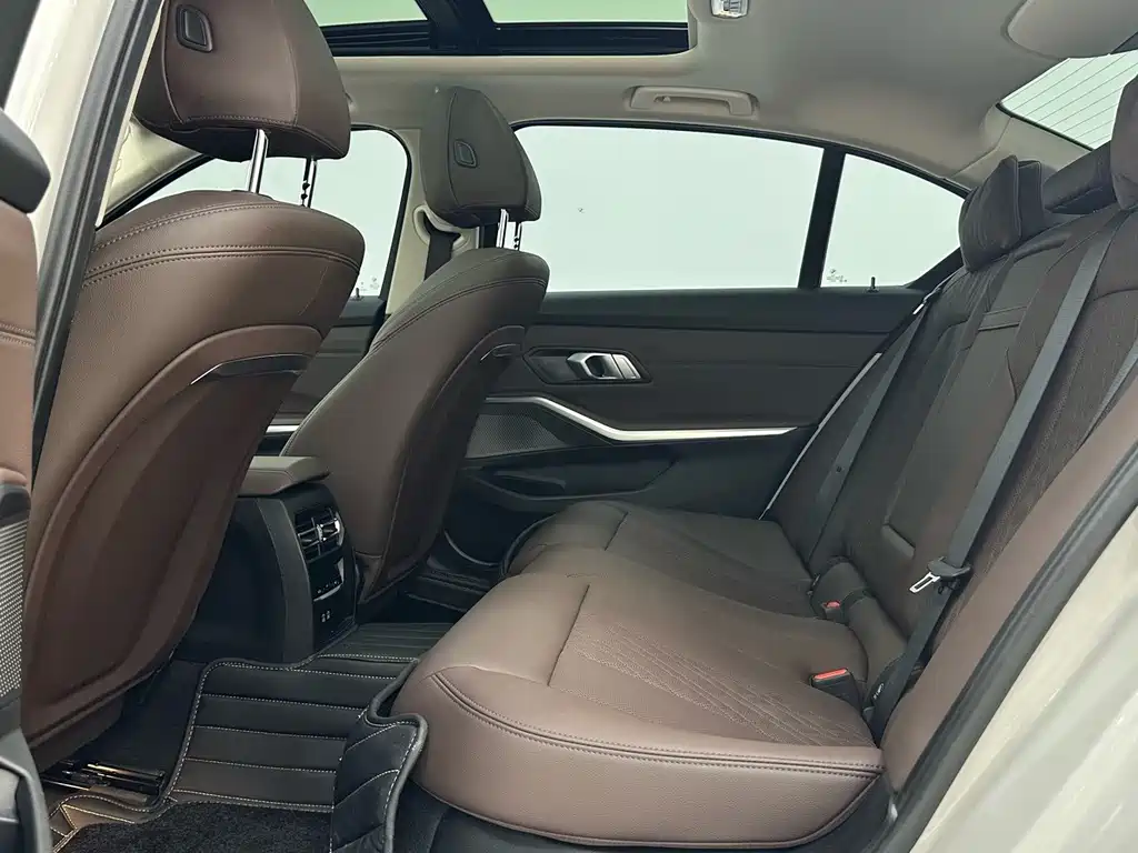 BMW 3 Series — миниатюра 7