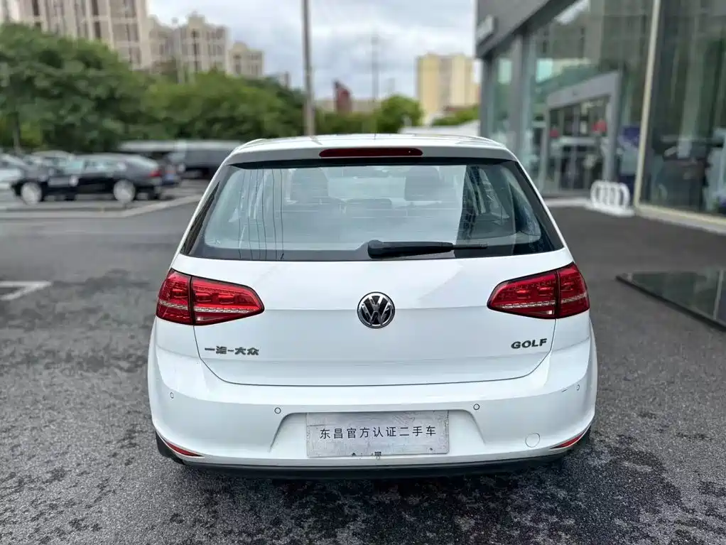 Volkswagen Golf — миниатюра 4