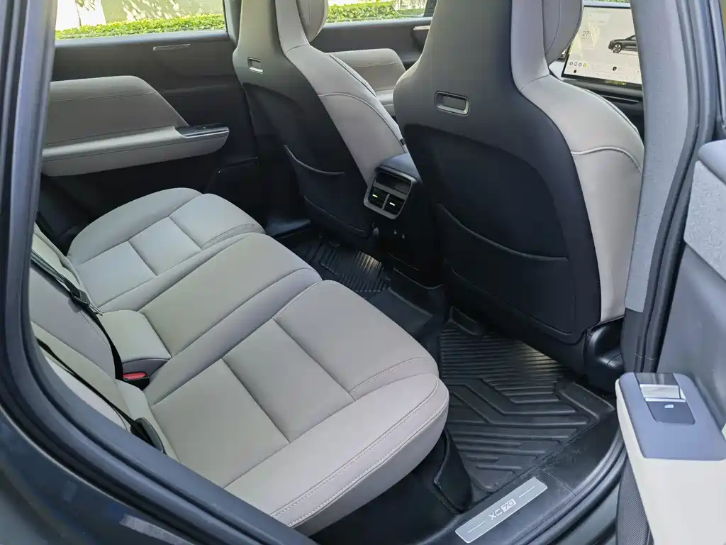 Volvo XC70 PHEV 2WD Long Range Core, фото 18