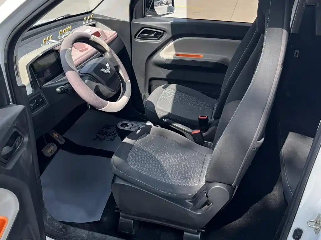 Wuling MINIEV — миниатюра 12