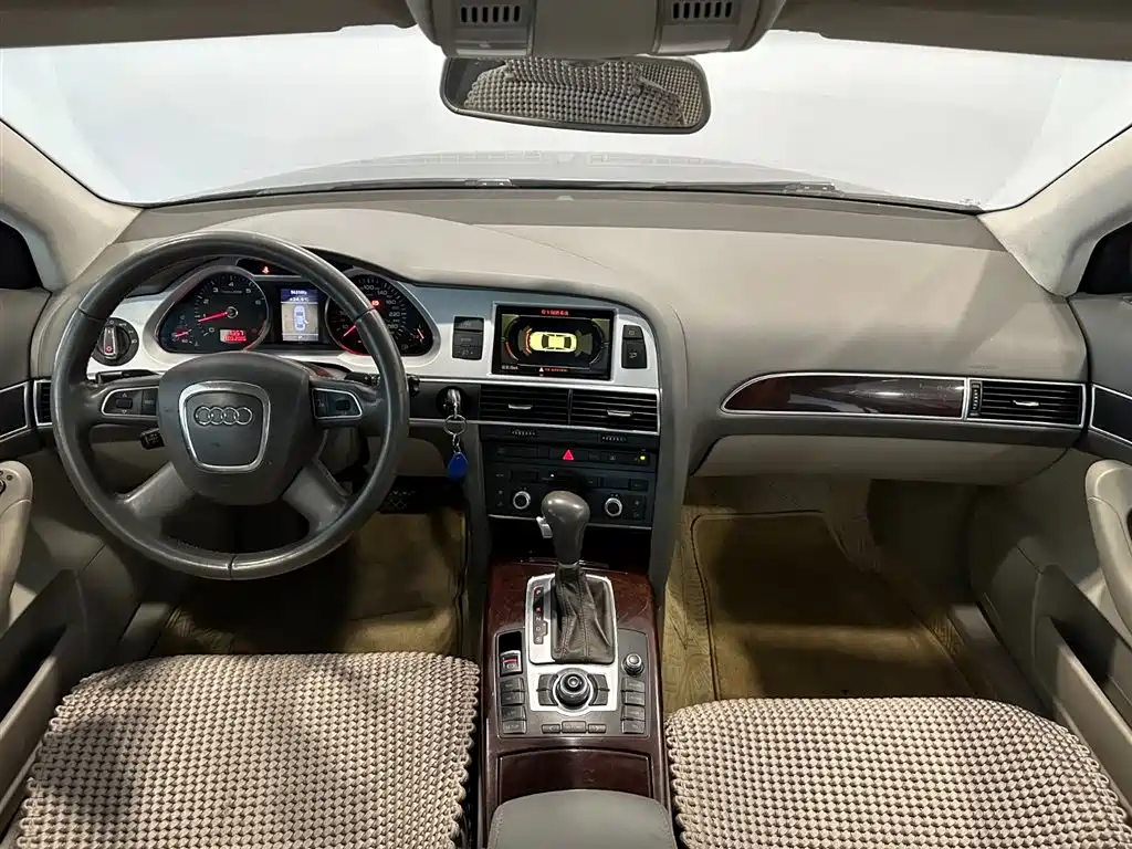 Audi A6L — миниатюра 7