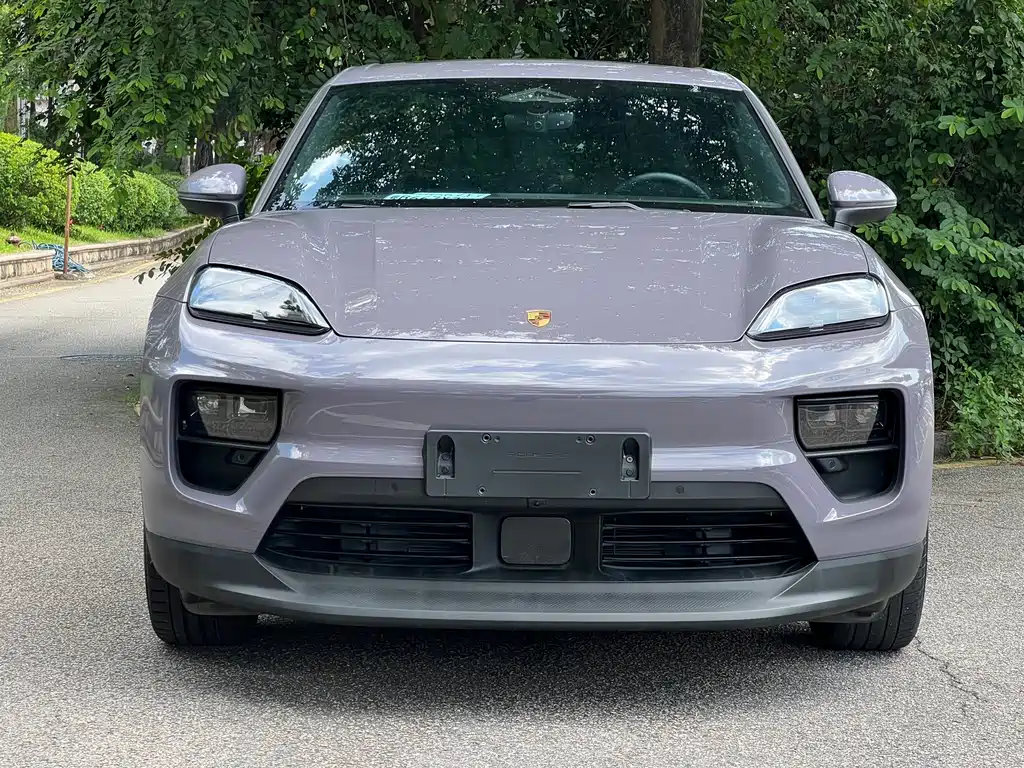 Porsche Macan EV — миниатюра 2