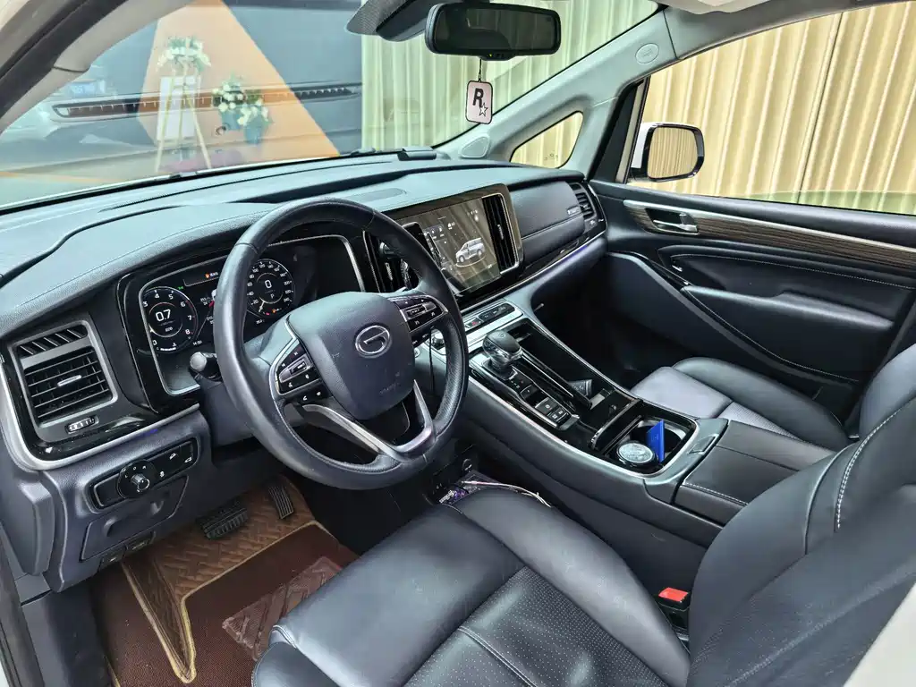 GAC Motor Trumpchi M8 — миниатюра 5