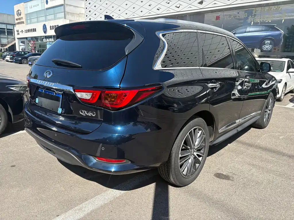 Infiniti QX60 (Import) — миниатюра 3