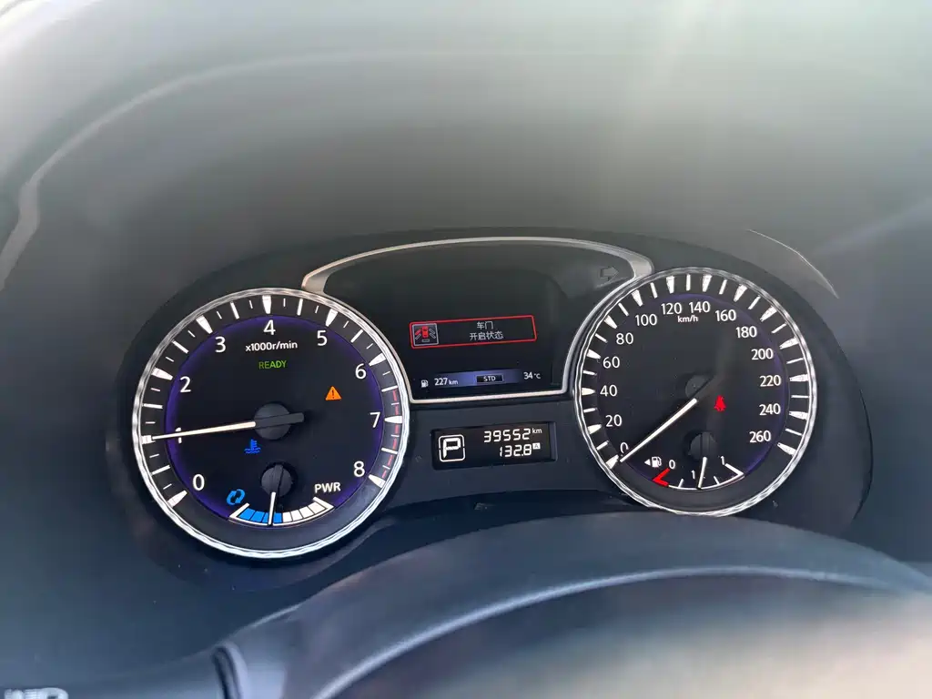Infiniti QX60 (Import) — миниатюра 8
