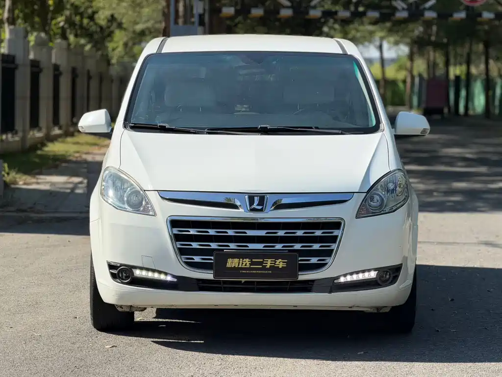 Luxgen 7 MPV 2.0T Elite type, фото 2