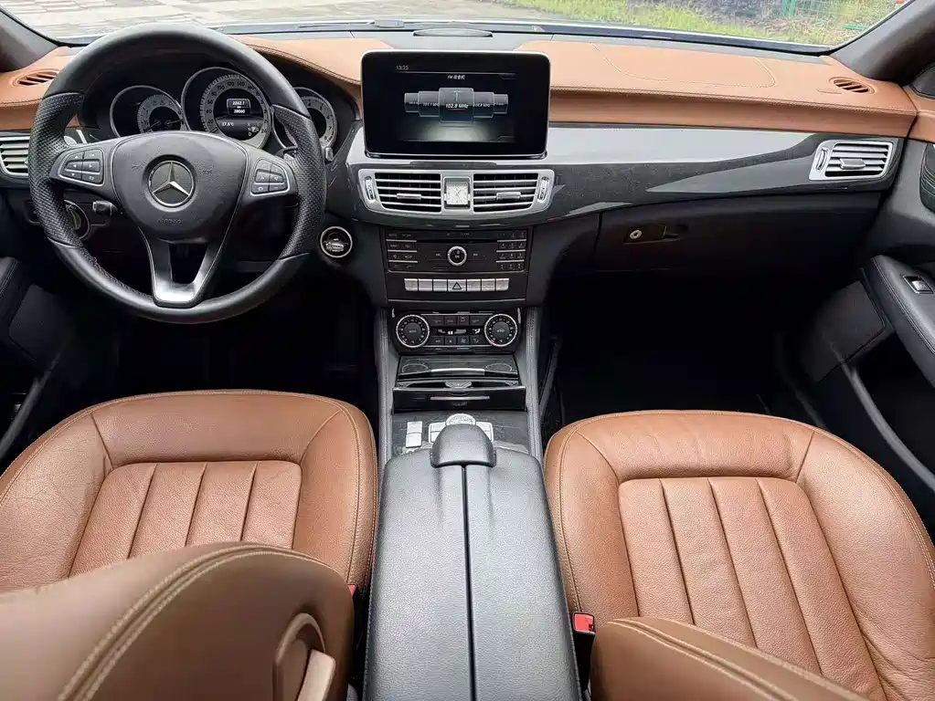 Mercedes-Benz CLS — миниатюра 5