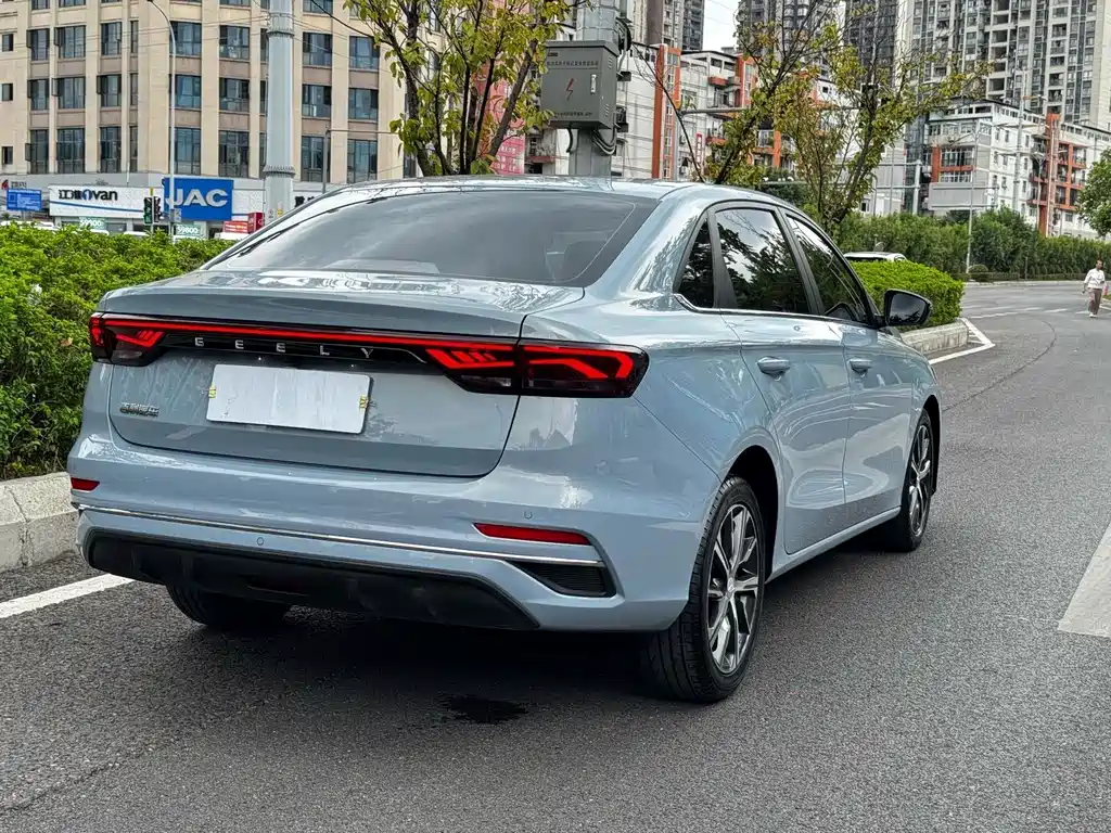 Geely Emgrand — миниатюра 21