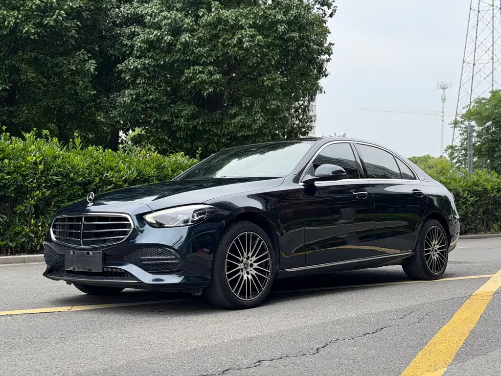 Mercedes-Benz C-Class 2021