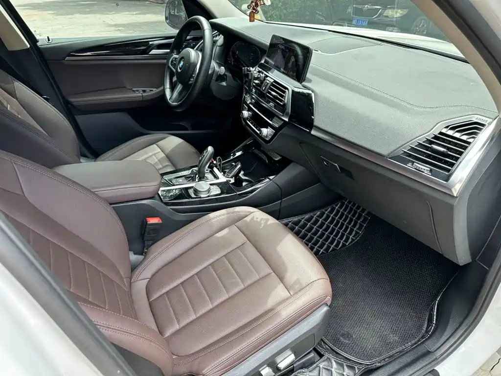 BMW X3 — миниатюра 14