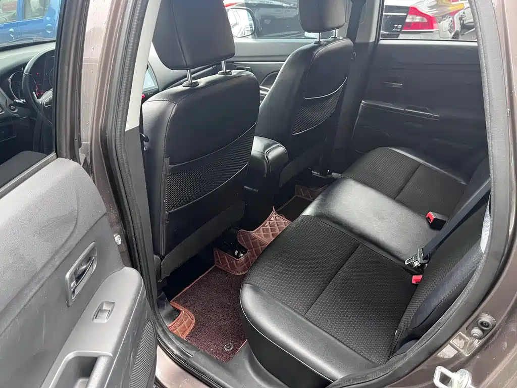 Peugeot 4008 (Import) — миниатюра 6
