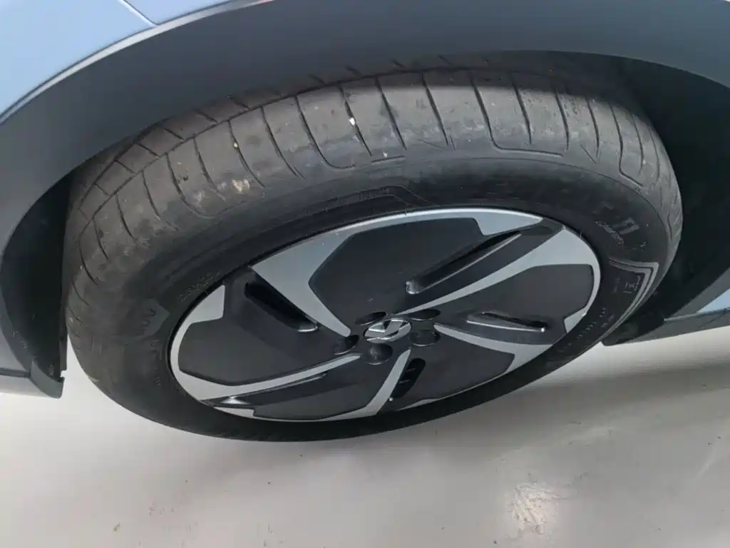 NIO ES6 — миниатюра 23