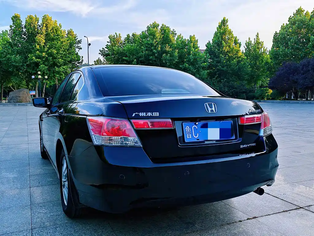 Honda Accord — миниатюра 15