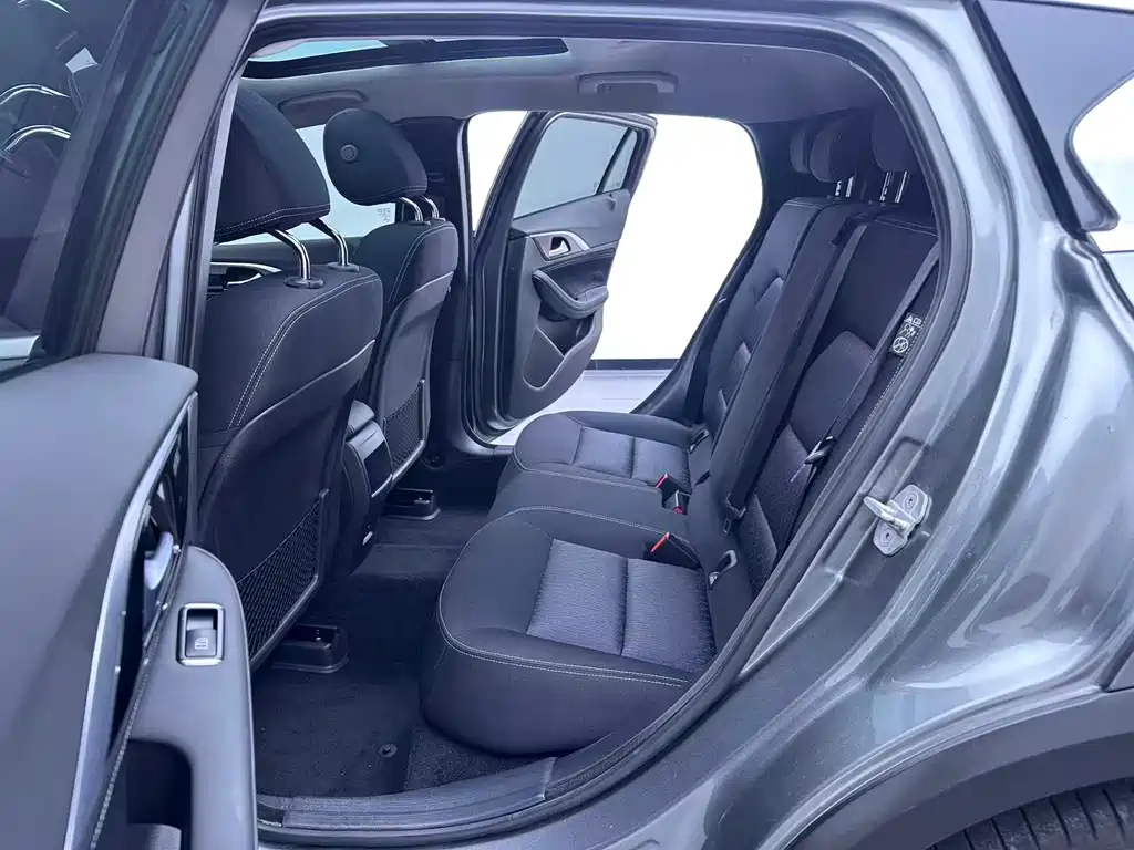 Infiniti QX30 — миниатюра 16