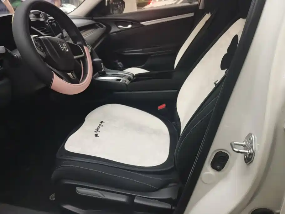 Honda Civic — миниатюра 9
