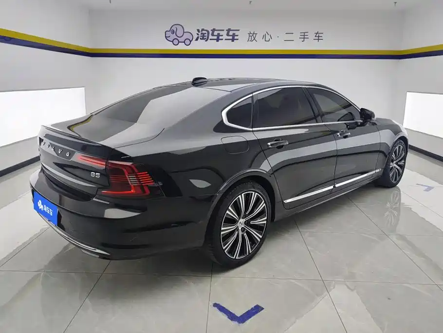 Volvo S90 — миниатюра 3