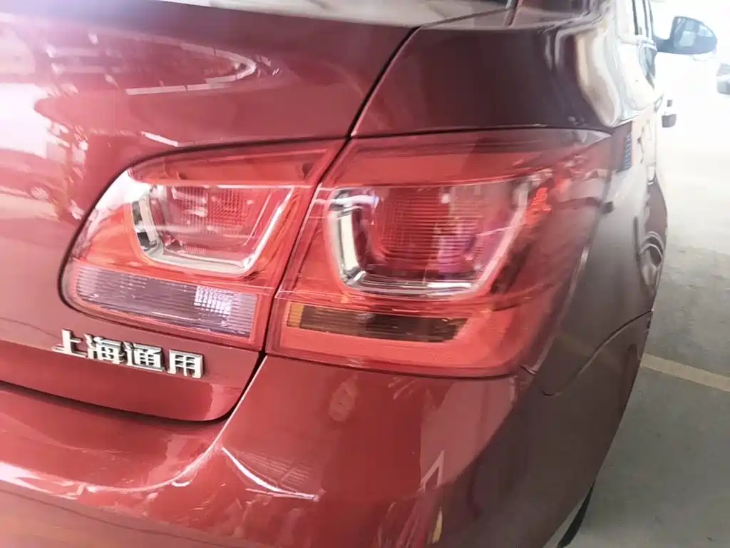 Chevrolet Cruze — миниатюра 8