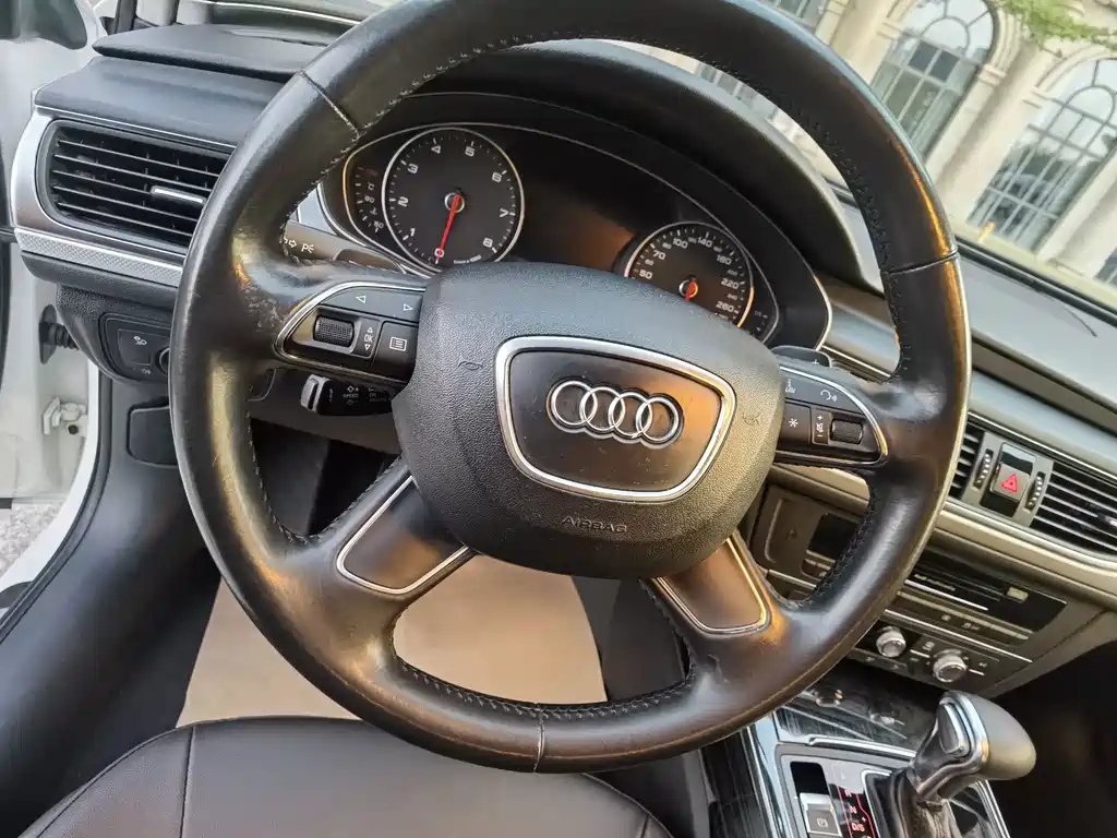 Audi A6L — миниатюра 15