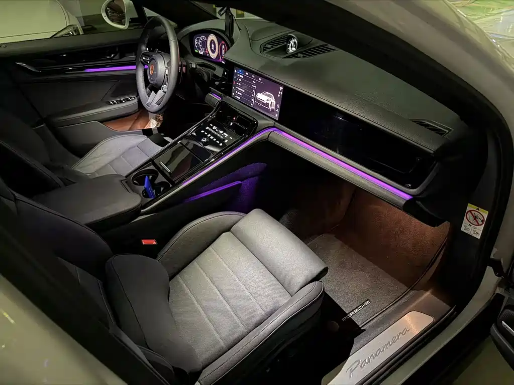 Porsche Panamera — миниатюра 6
