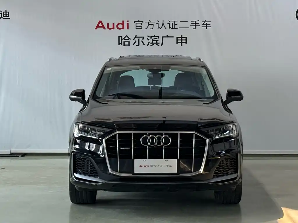 Audi Q7 2023 55 TFSI quattro S line Sport