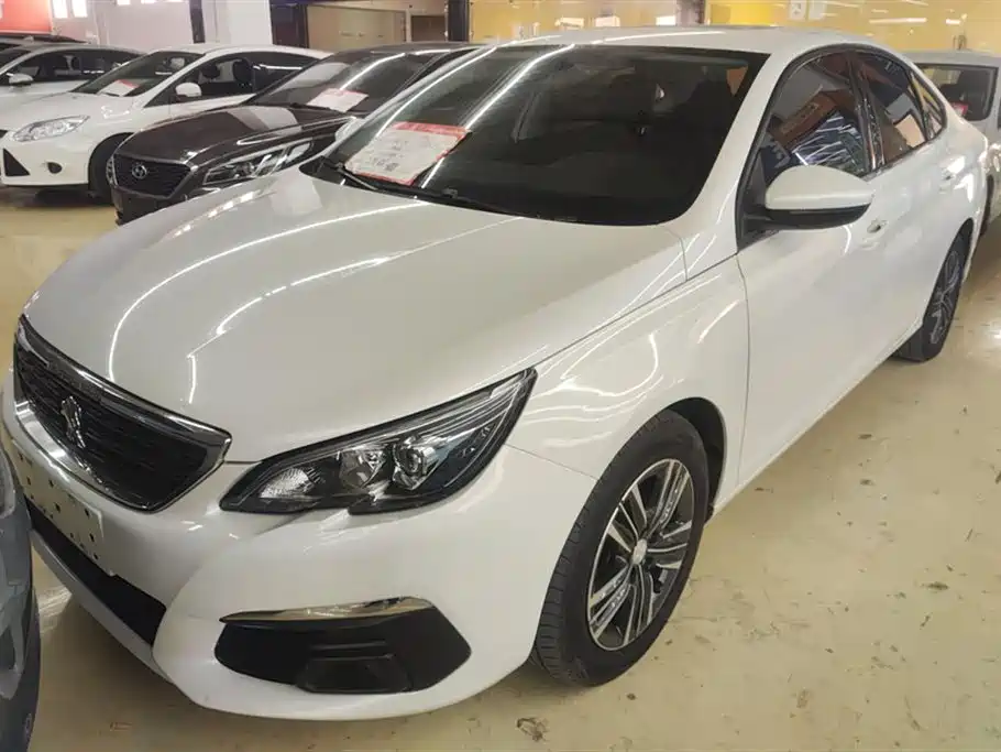 PEUGEOT 308