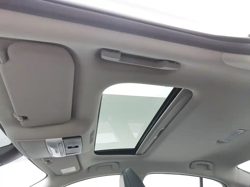 Nissan Sylphy — миниатюра 14