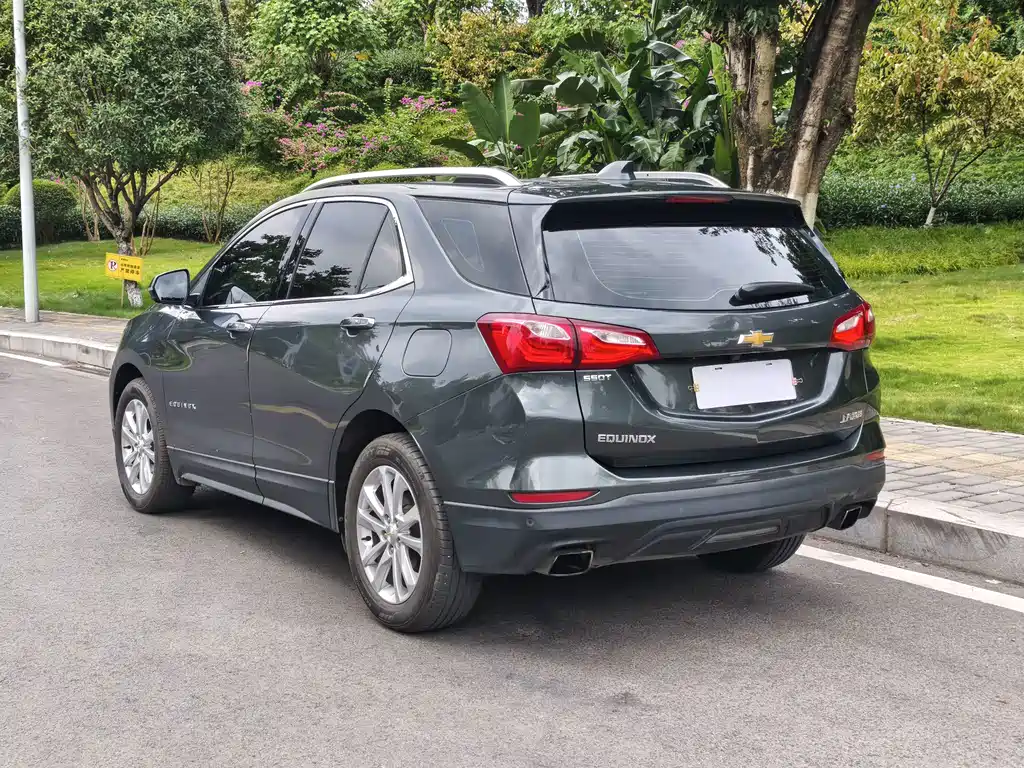 Chevrolet Equinox — миниатюра 5