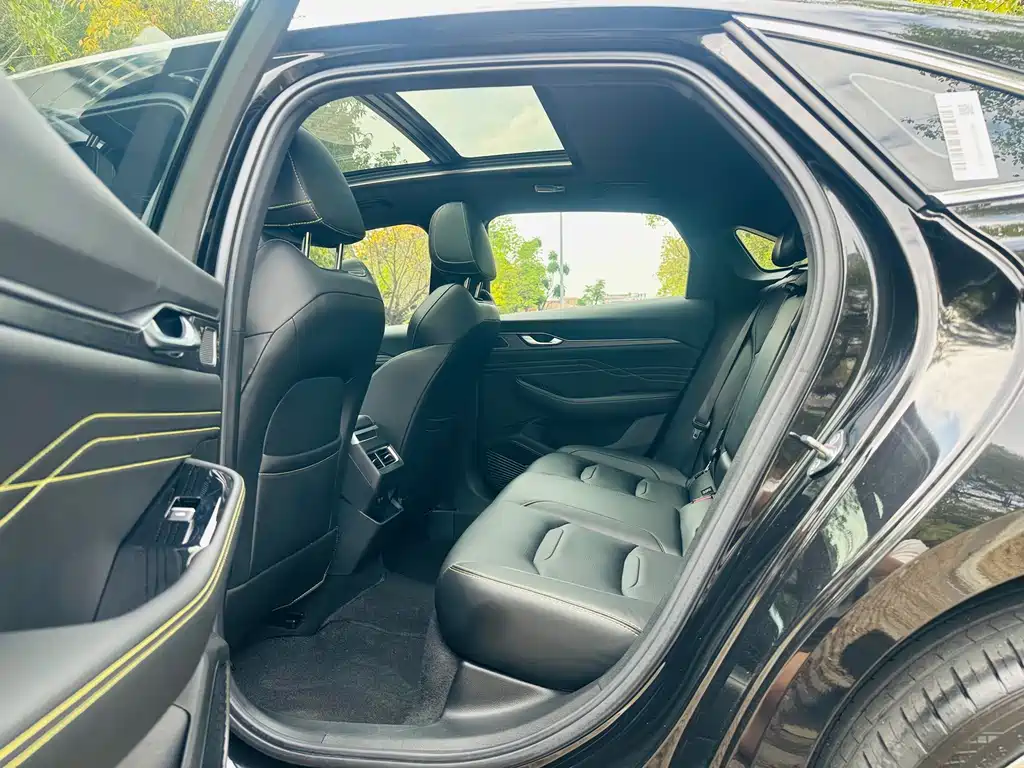 GEELY AUTOMOBILE XINGRUI