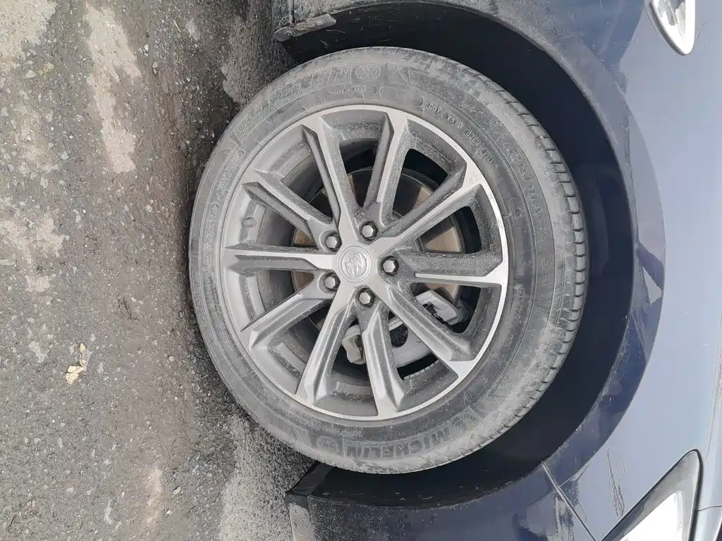 Buick LaCrosse — миниатюра 8