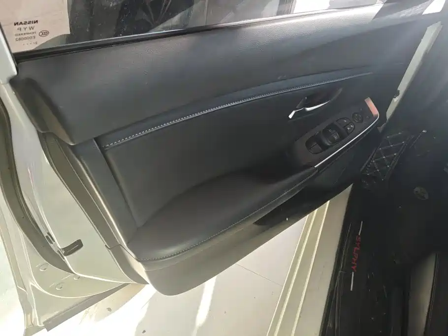 Nissan Sylphy — миниатюра 7