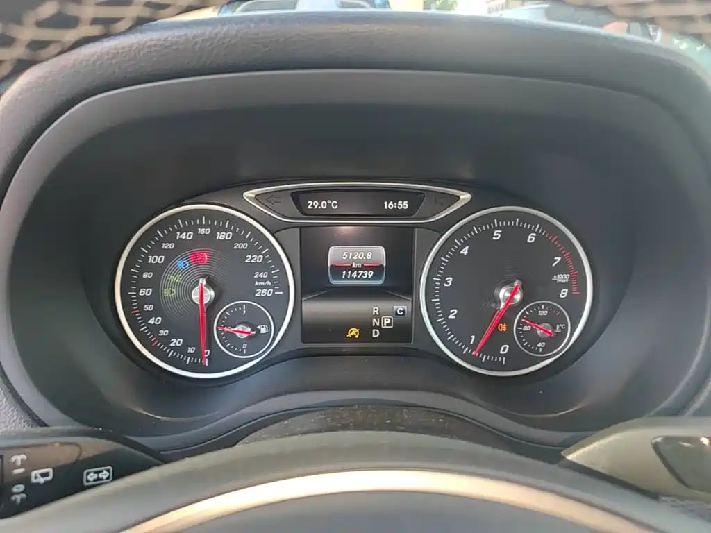 Mercedes-Benz B-Class — миниатюра 12