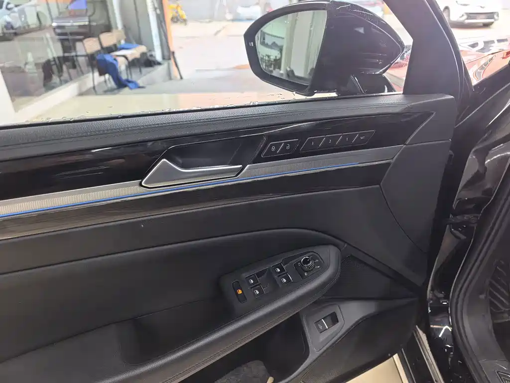Volkswagen Phideon — миниатюра 11