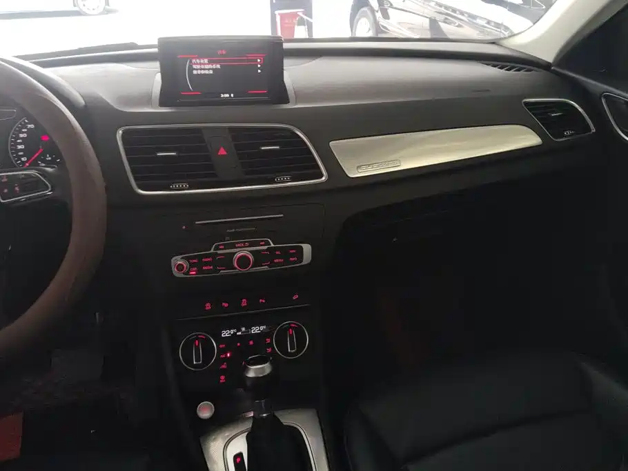 Audi Q3 — миниатюра 14