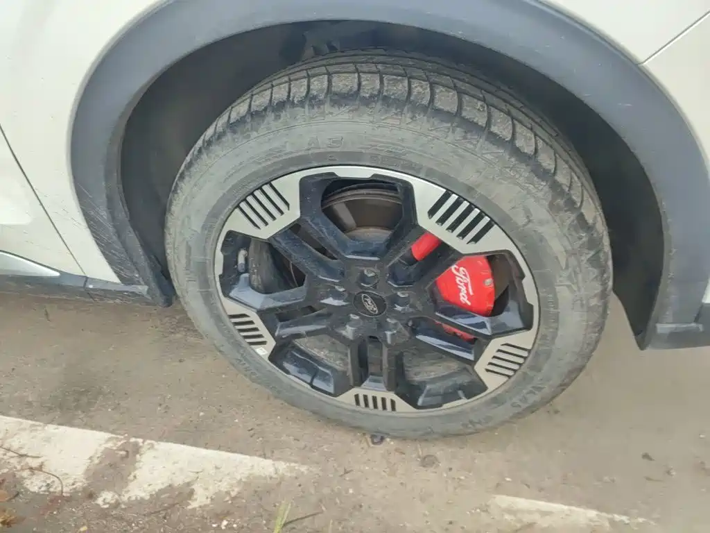 Ford Equator Sport — миниатюра 8