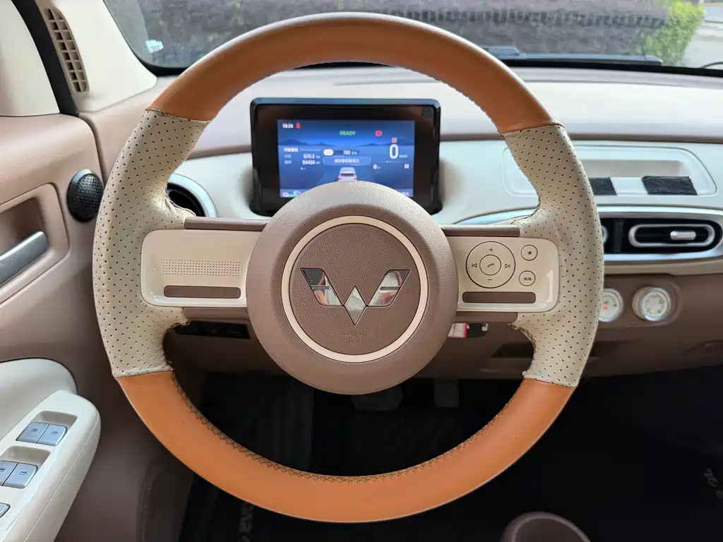 Wuling MINIEV — миниатюра 7