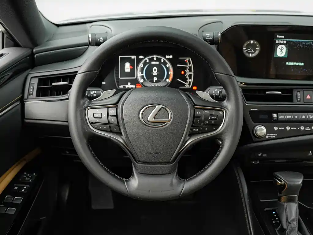 Lexus ES — миниатюра 21