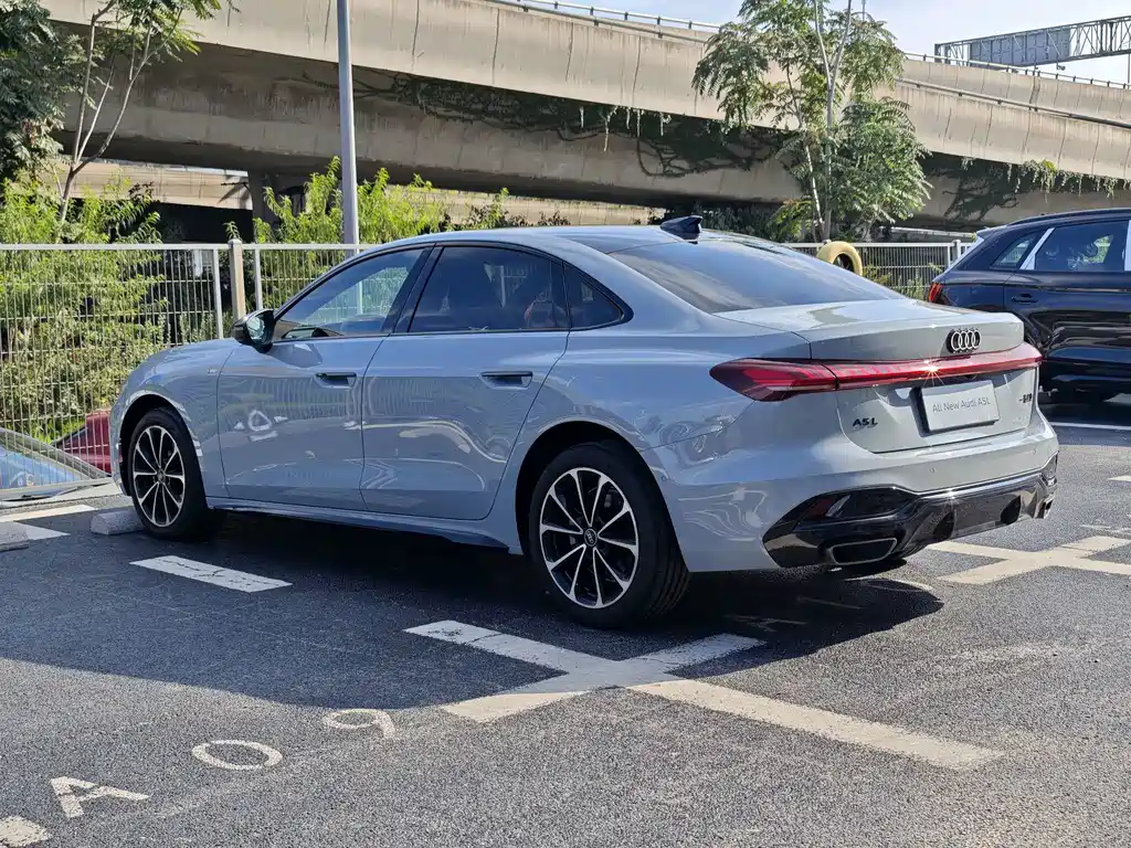 Audi Audi A5L — миниатюра 9