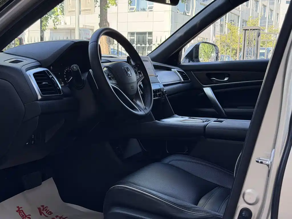 Honda UR-V — миниатюра 22