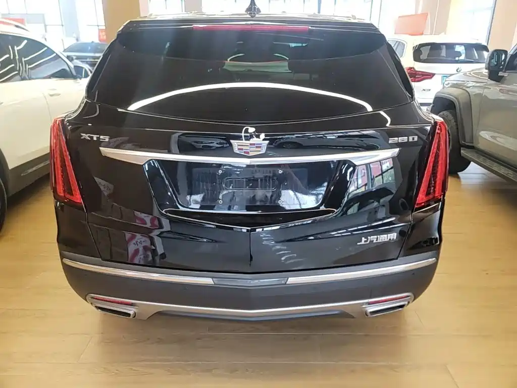Cadillac XT5 — миниатюра 6