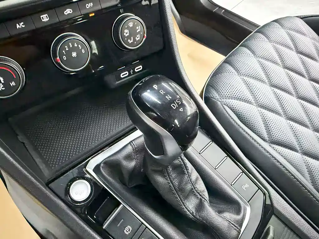Volkswagen Sagitar — миниатюра 13