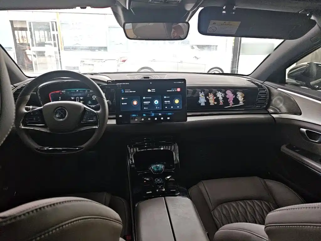 BYD Han — миниатюра 10