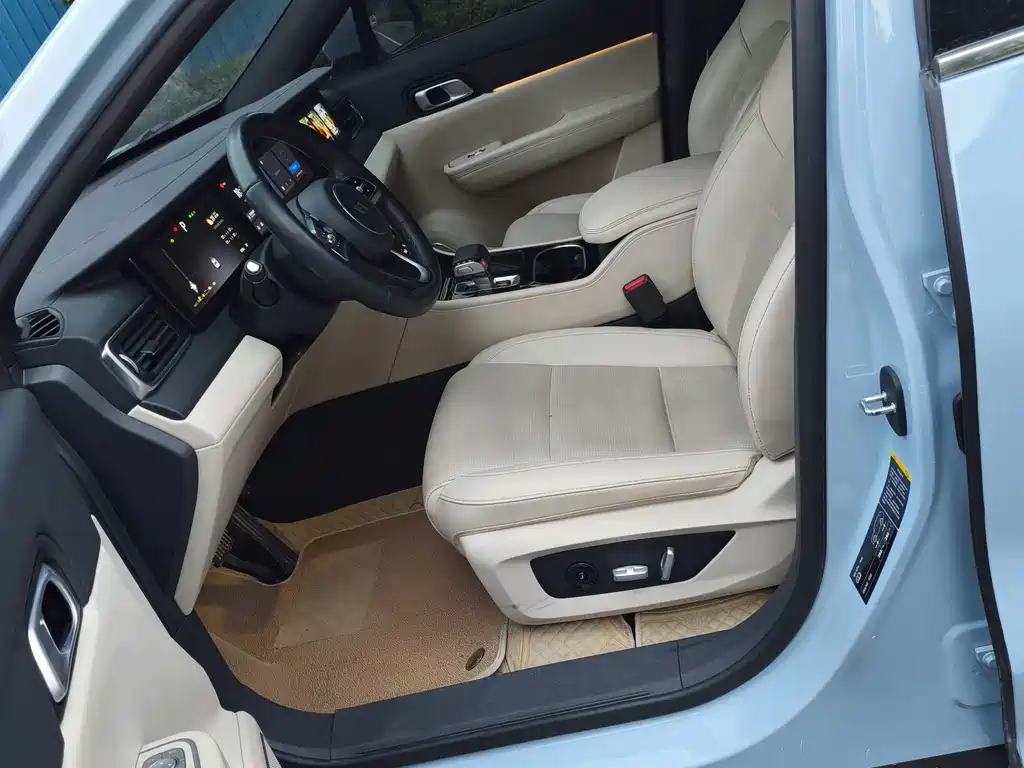 Li Auto Li ONE — миниатюра 4