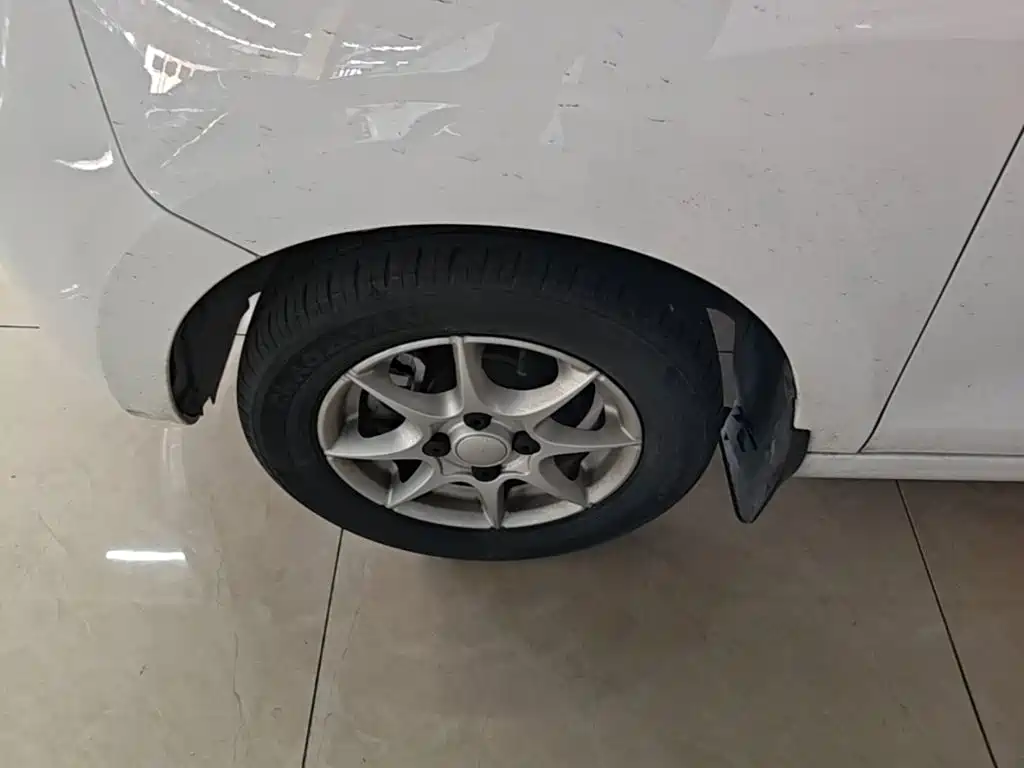 Roewe Clever — миниатюра 23