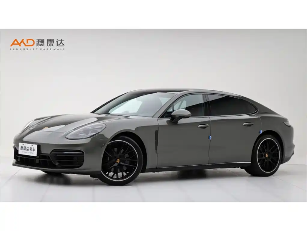 Porsche Panamera 4