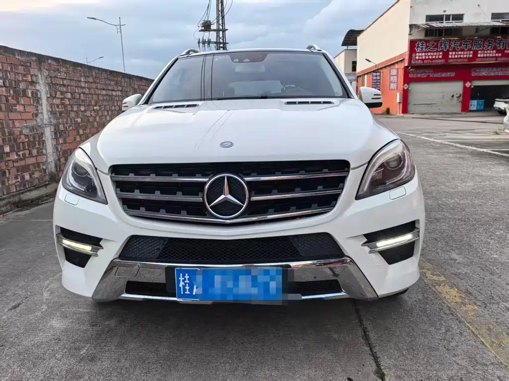 Mercedes-Benz M-Class — миниатюра 2