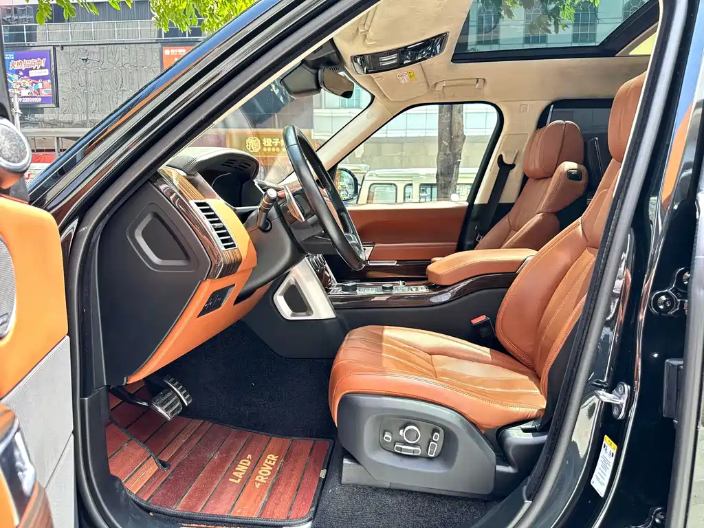 Land Rover Range Rover — миниатюра 7