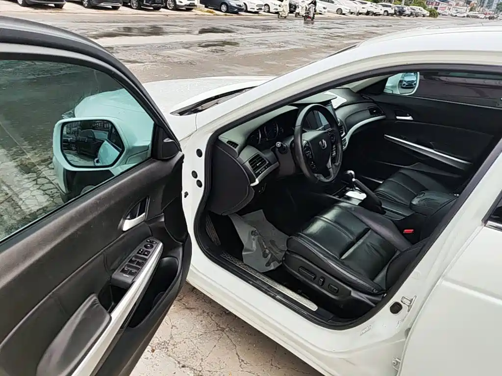 Honda Crosstour — миниатюра 12
