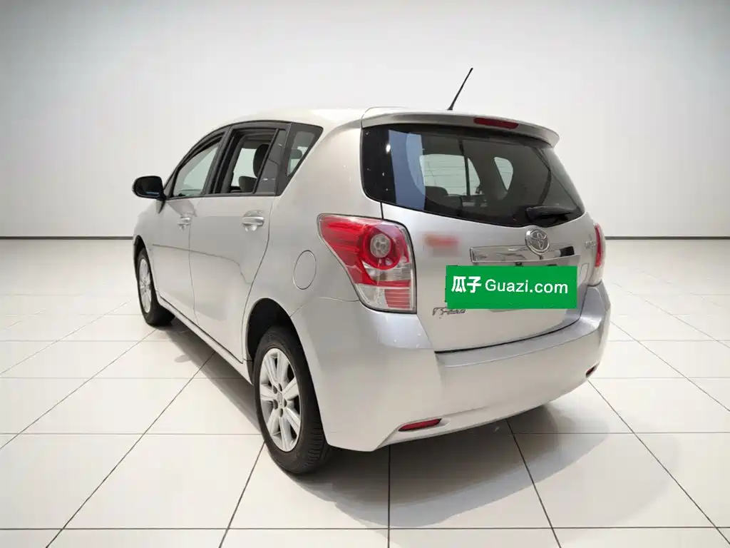 Toyota Verso — миниатюра 4