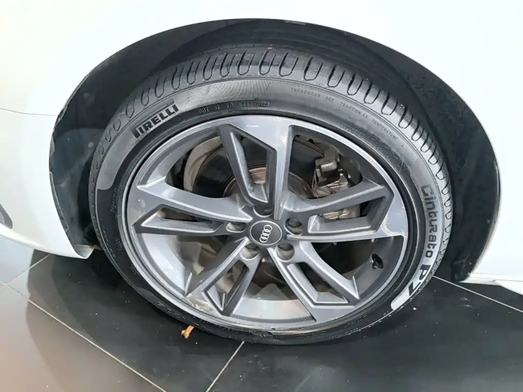 Audi A4L — миниатюра 23